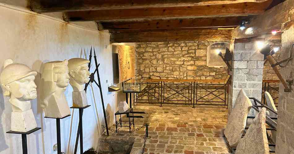 Museums in Albania - Rozafa Castle Museum